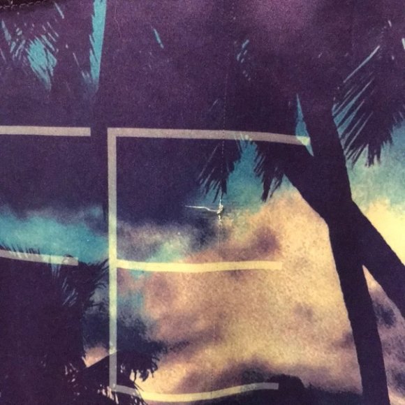 Express Women's Shirt Mesh Graphic Tee XS Purple - Picture 4 of 7